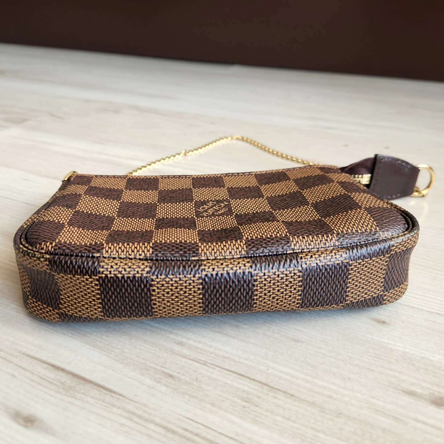 Louis Vuitton Mini Pochette Accessories