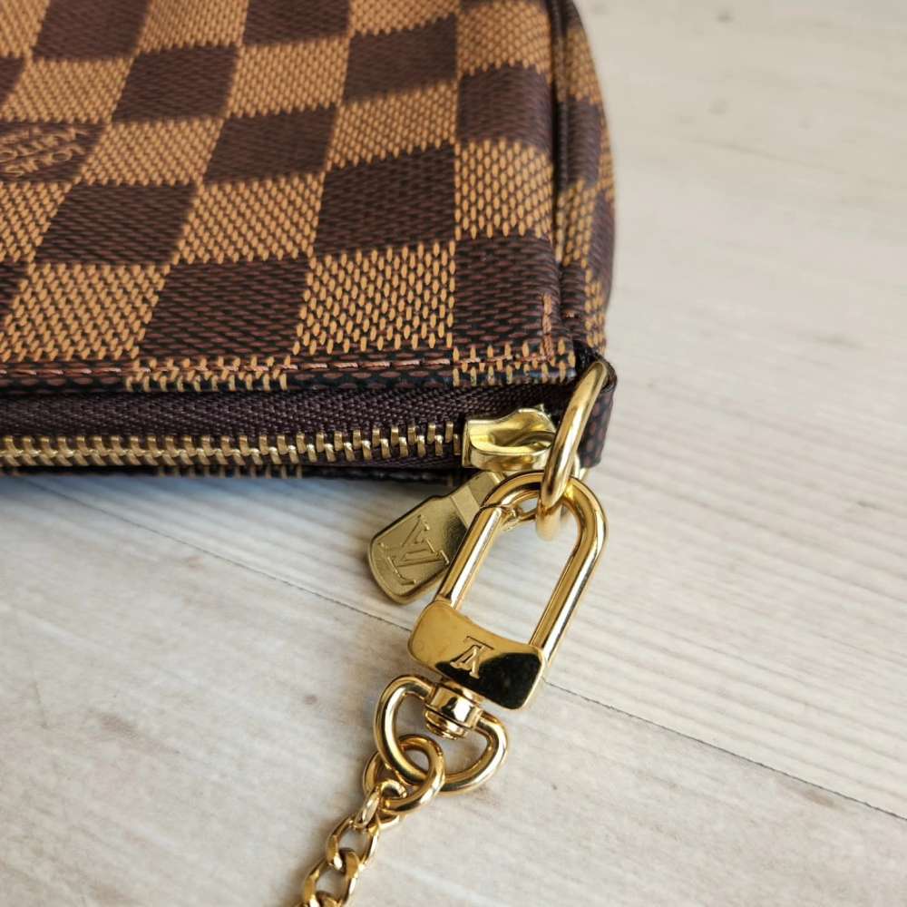 Louis Vuitton Mini Pochette Accessories
