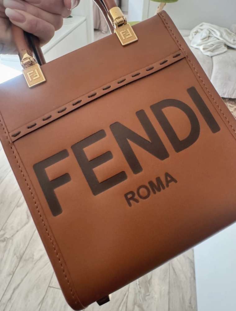 Fendi kabelka
