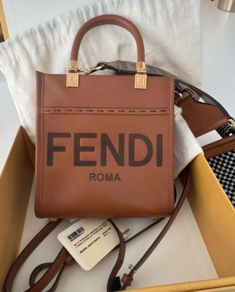 Fendi kabelka