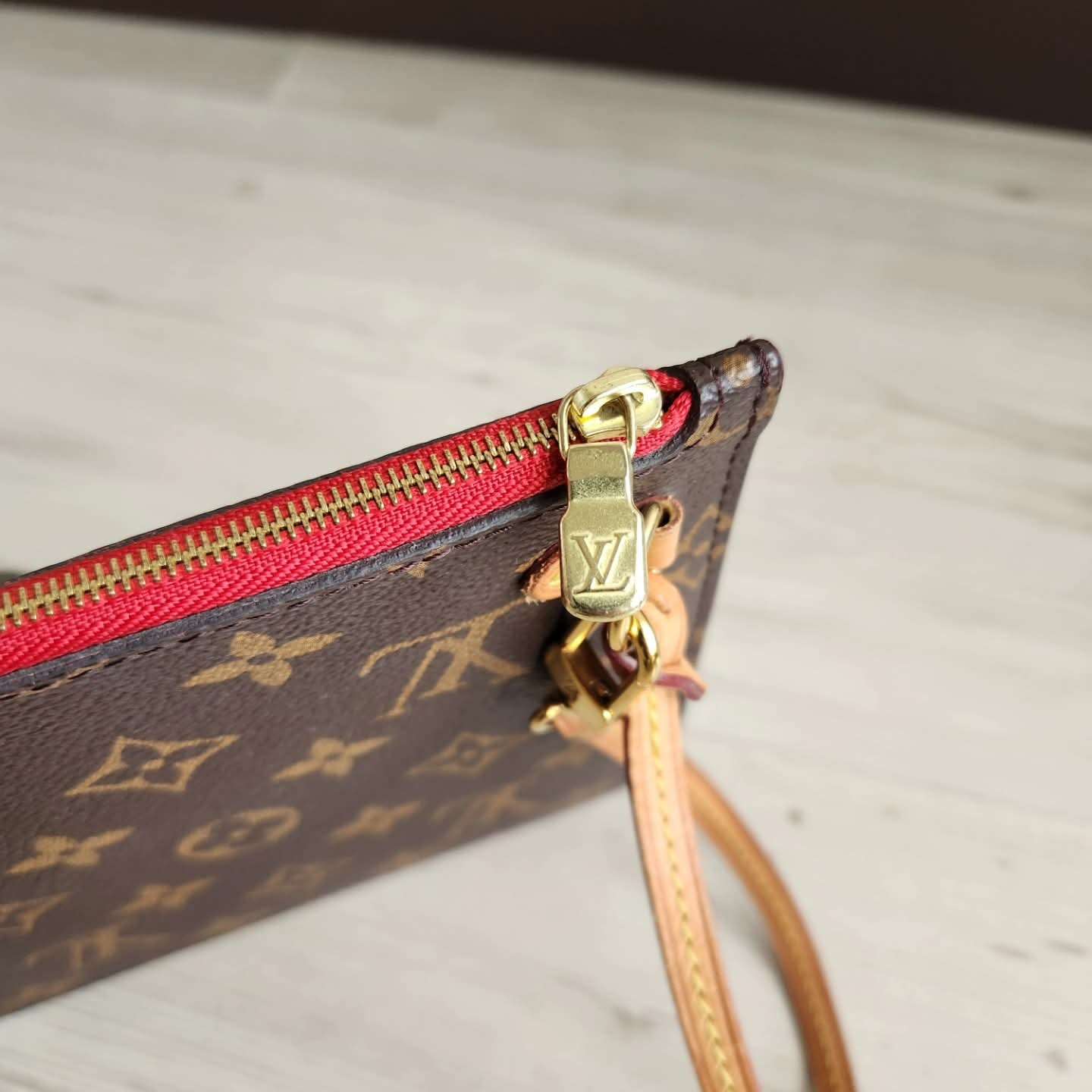 Louis Vuitton Pochette