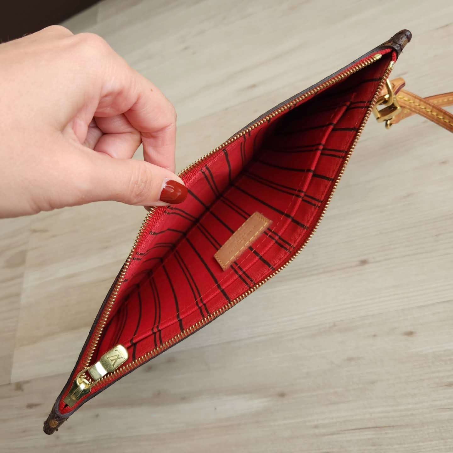 Louis Vuitton Pochette