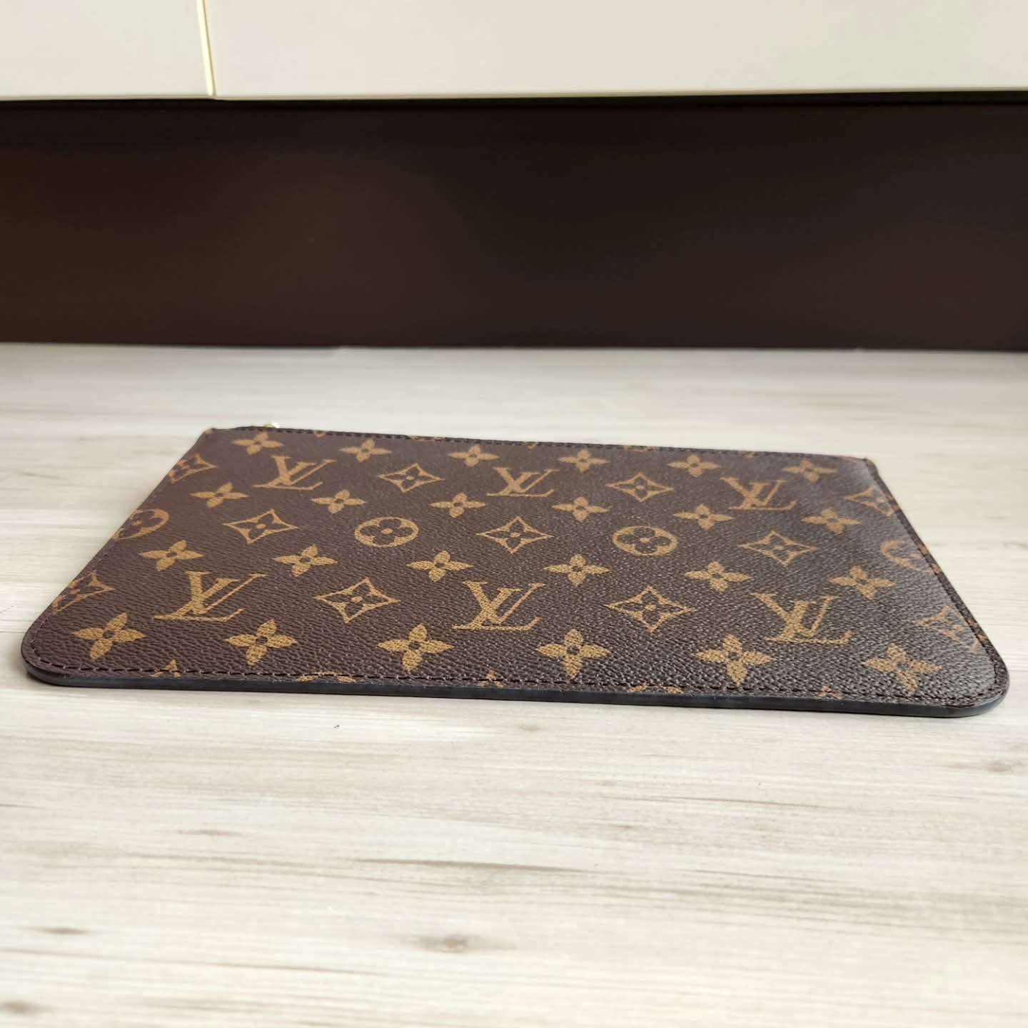 Louis Vuitton Pochette