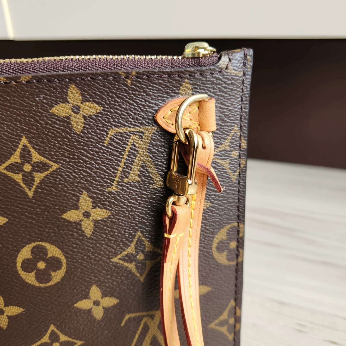 Louis Vuitton Pochette