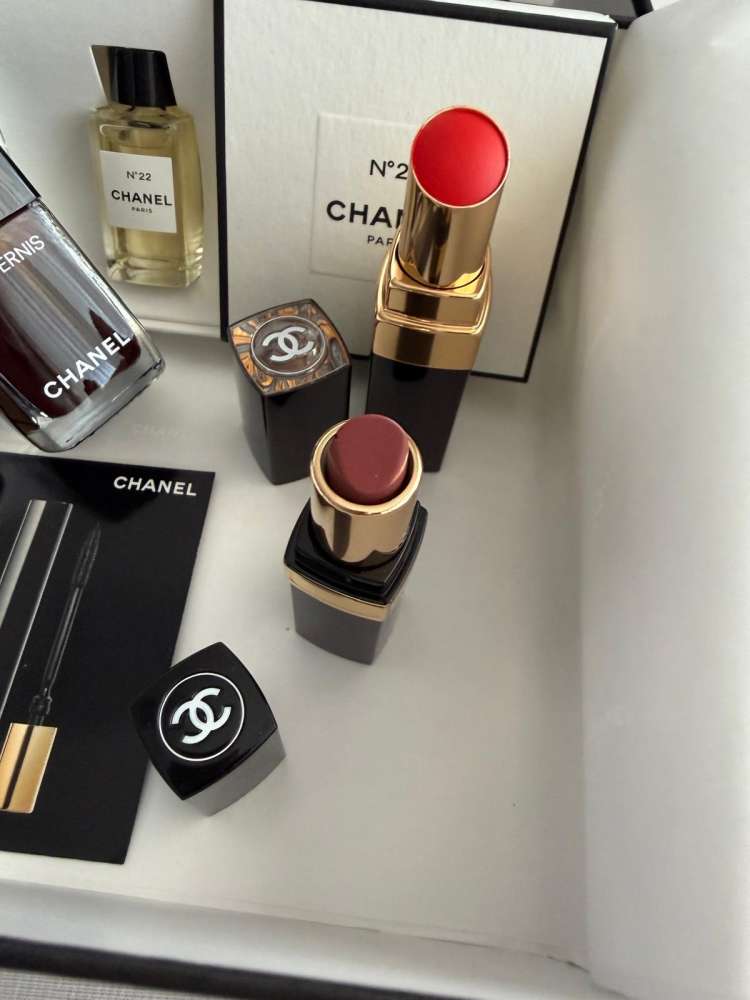 Chanel set