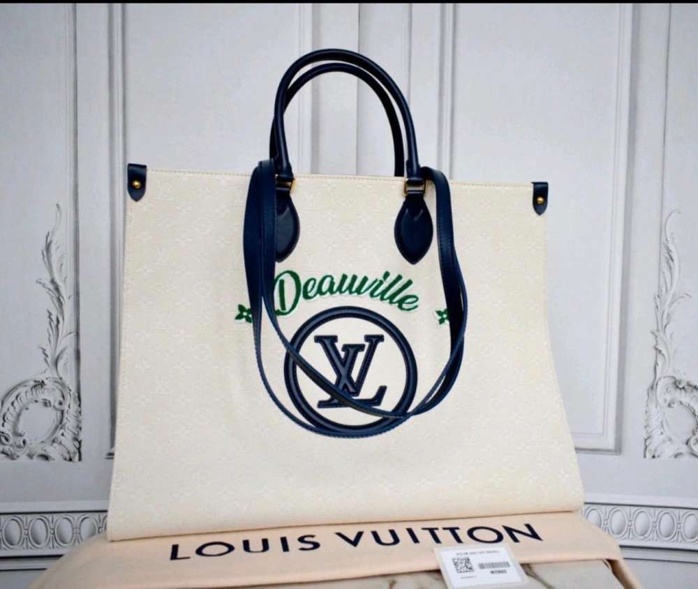 Louis Vuitton onthego