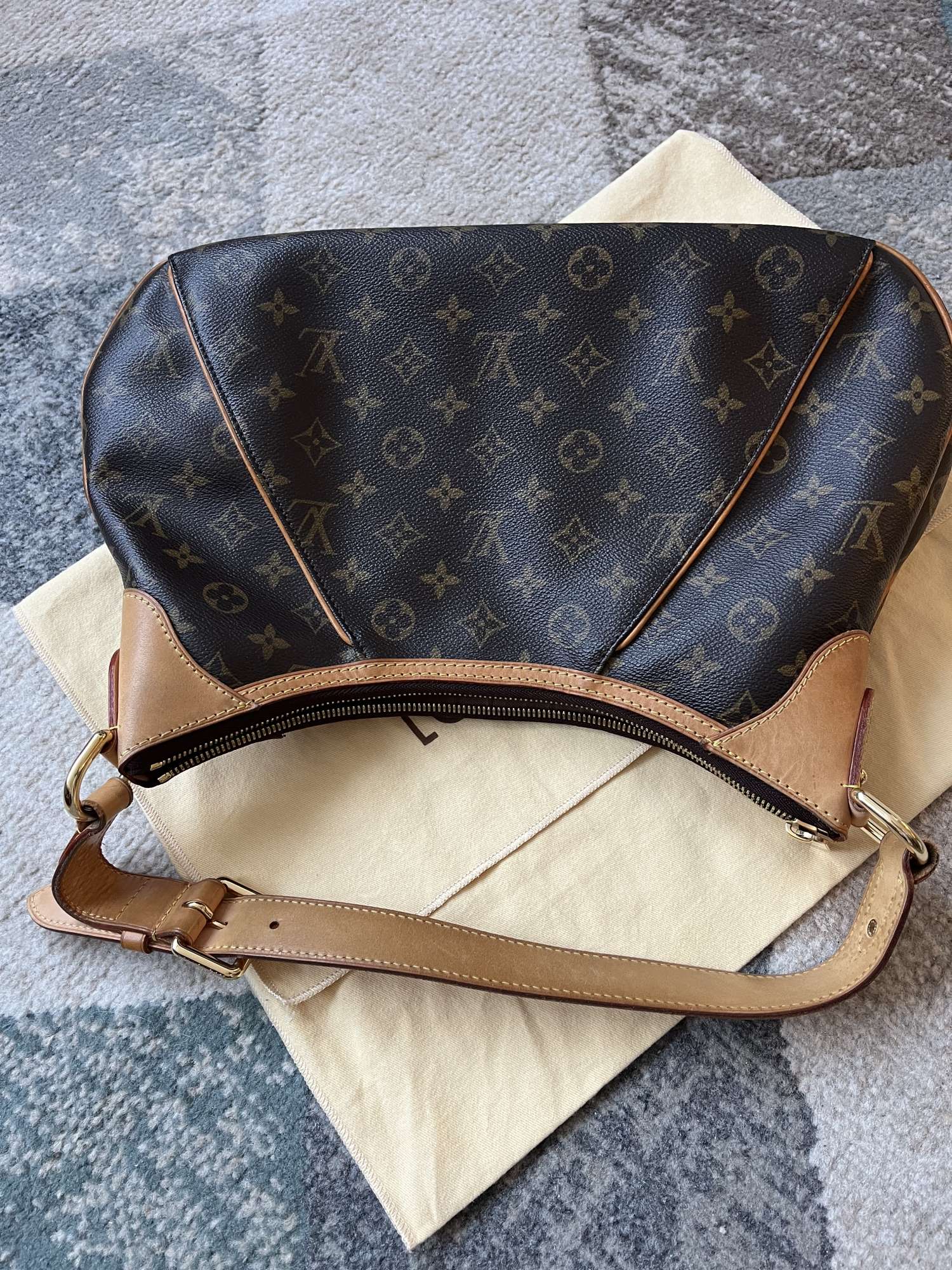 Kabelka Thames GM Louis Vuitton