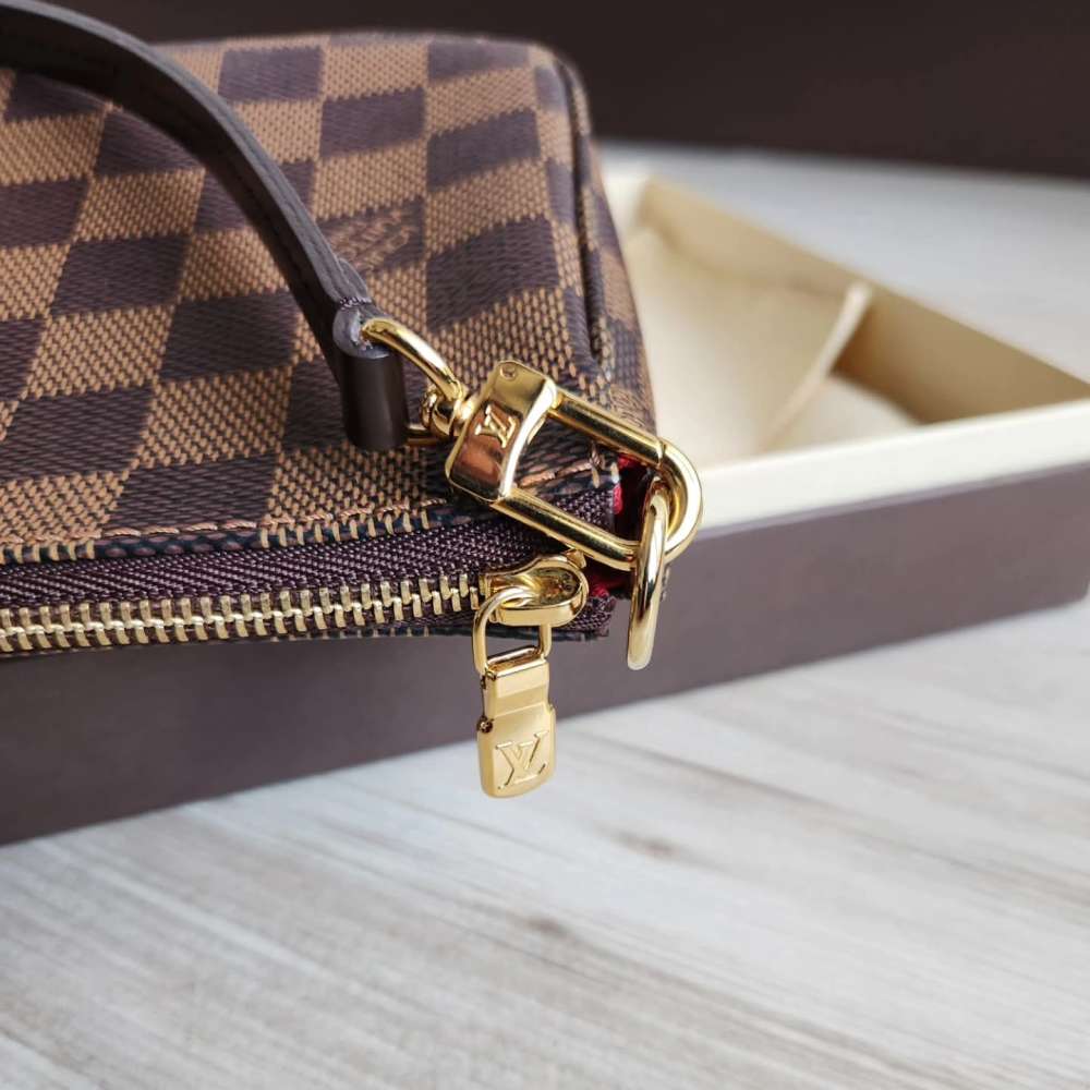 Louis Vuitton Pochette Accessoires NM