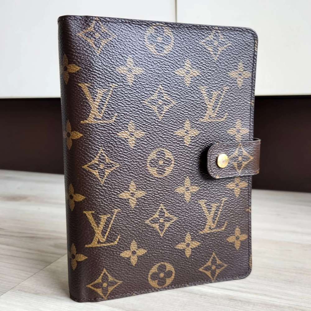 Louis Vuitton Agenda MM