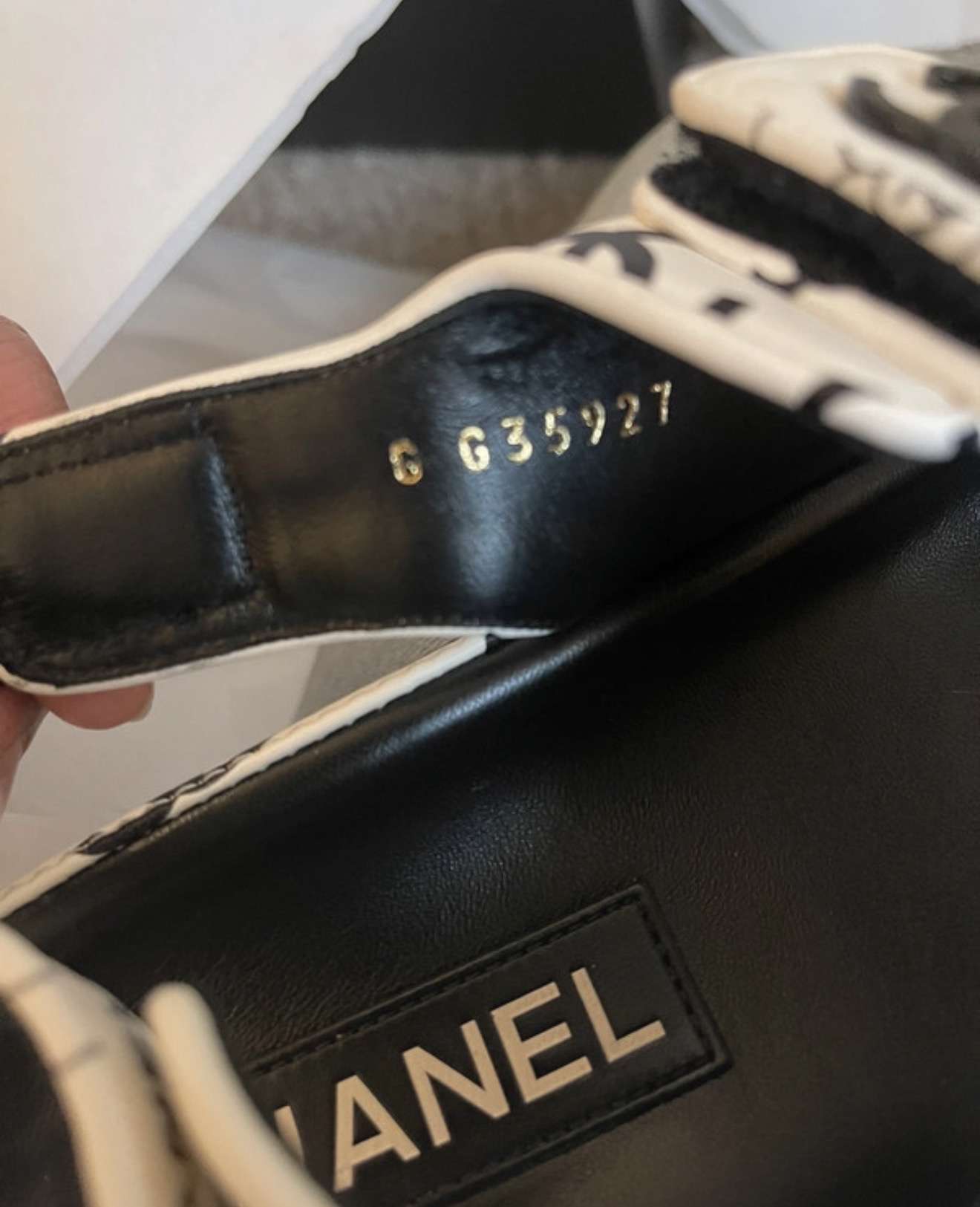 Chanel sandalky