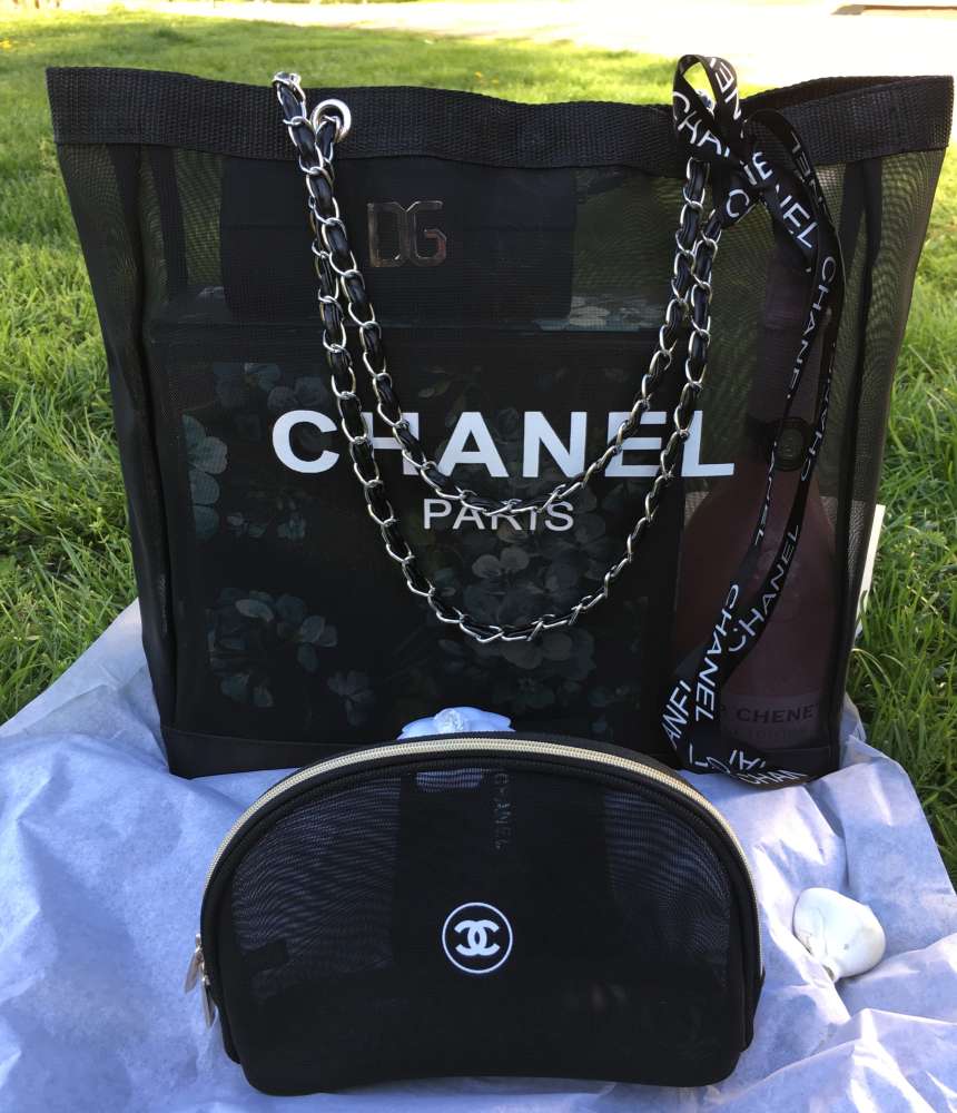 CHANEL BEAUTY KABELKA S POCHETKOU