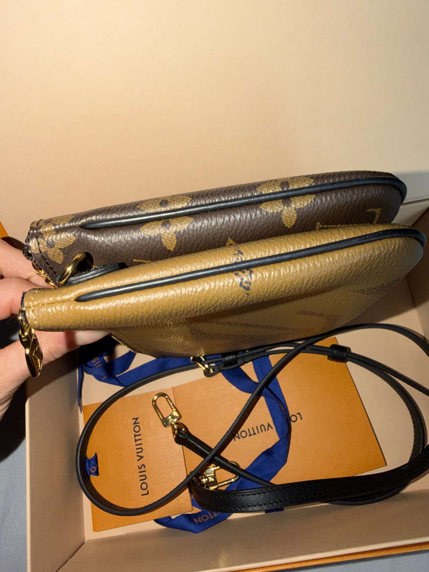 Lv pochette double zip