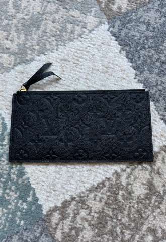 https://vipluxury.sk/Zippy Pouch z Felicity