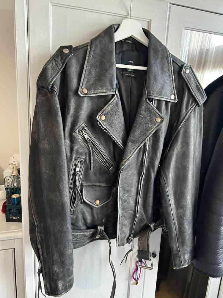 Kožená bunda Mango