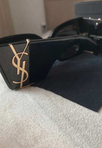 https://vipluxury.sk/Yves Saint Laurent slnečné okuliare