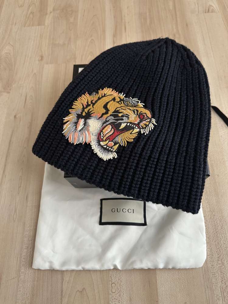 Gucci tiger patch beanie marine blue