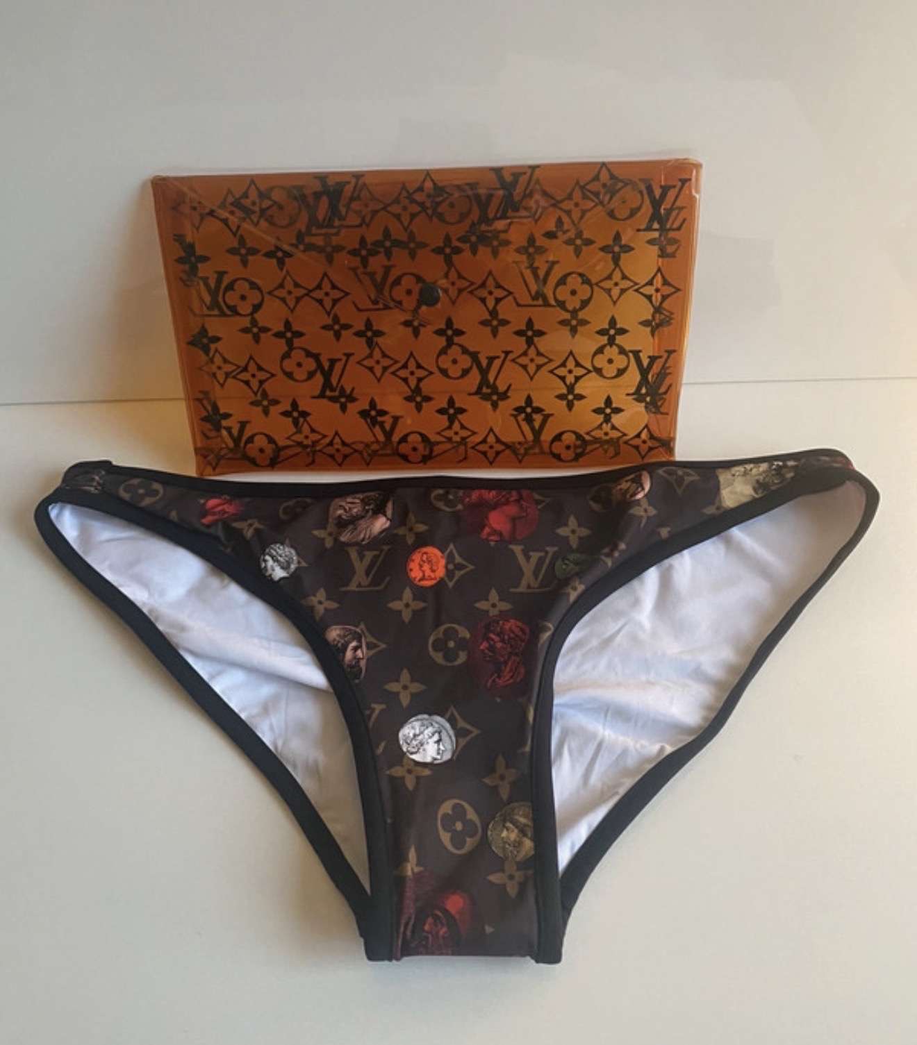 Louis Vuitton plavky