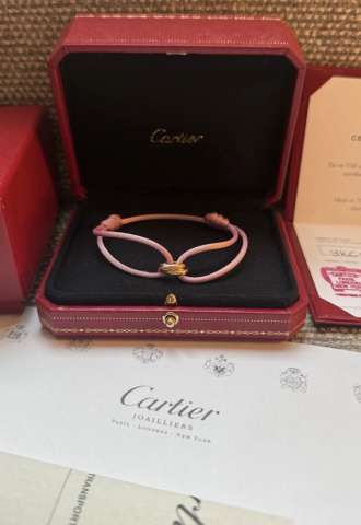 https://vipluxury.sk/Cartier Trinity