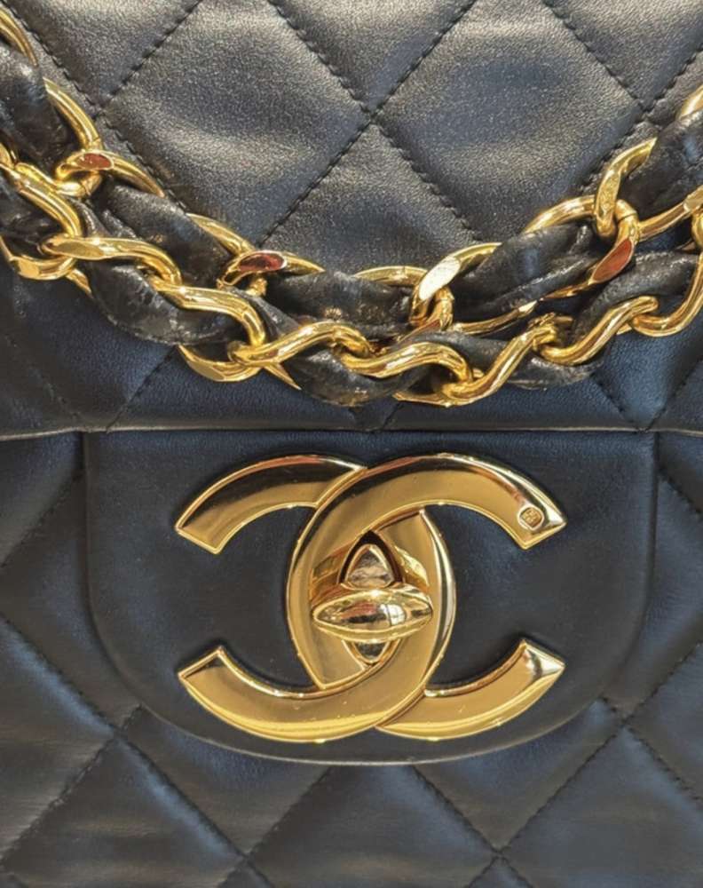 Chanel Vintage Jambo