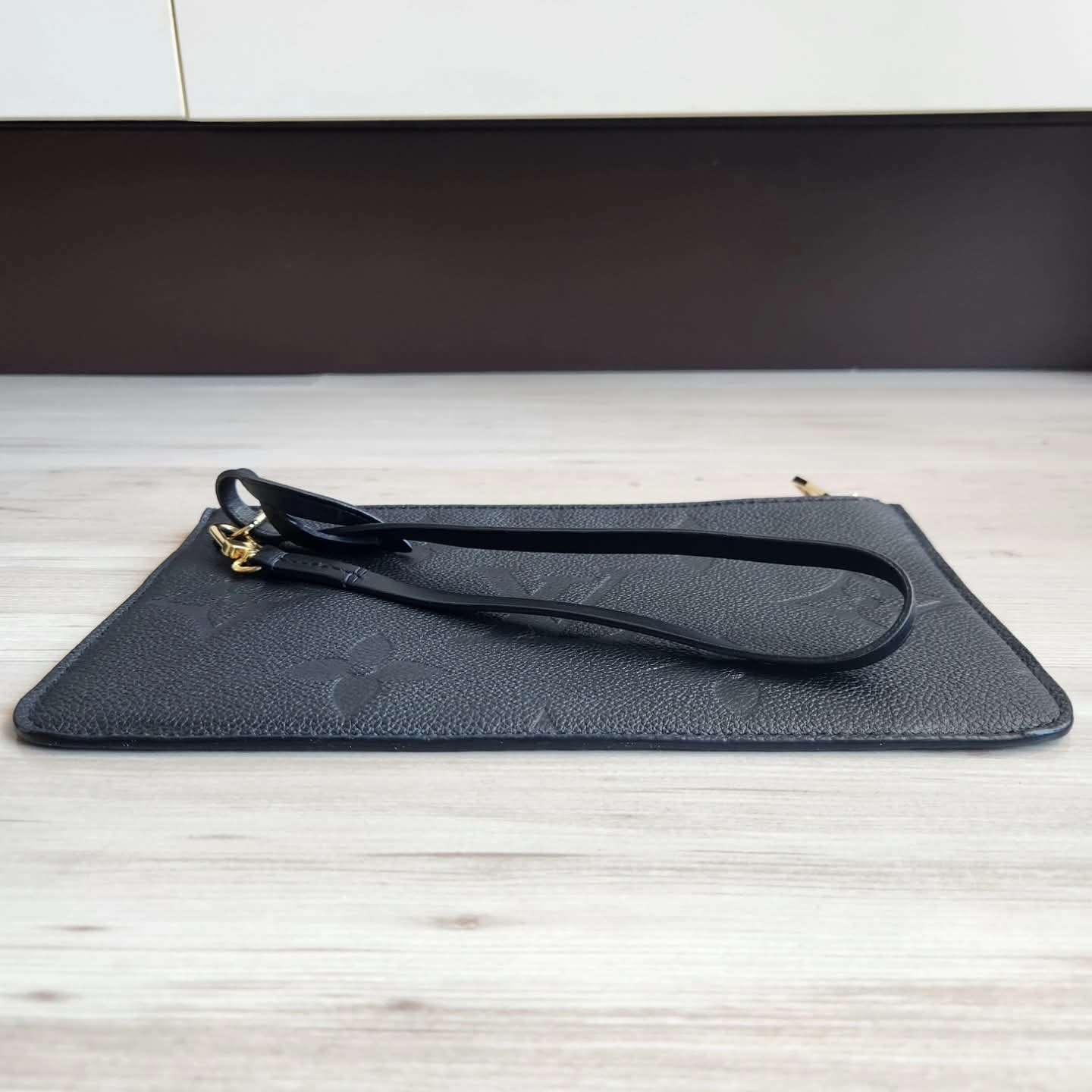 Louis Vuitton Pochette Empriente