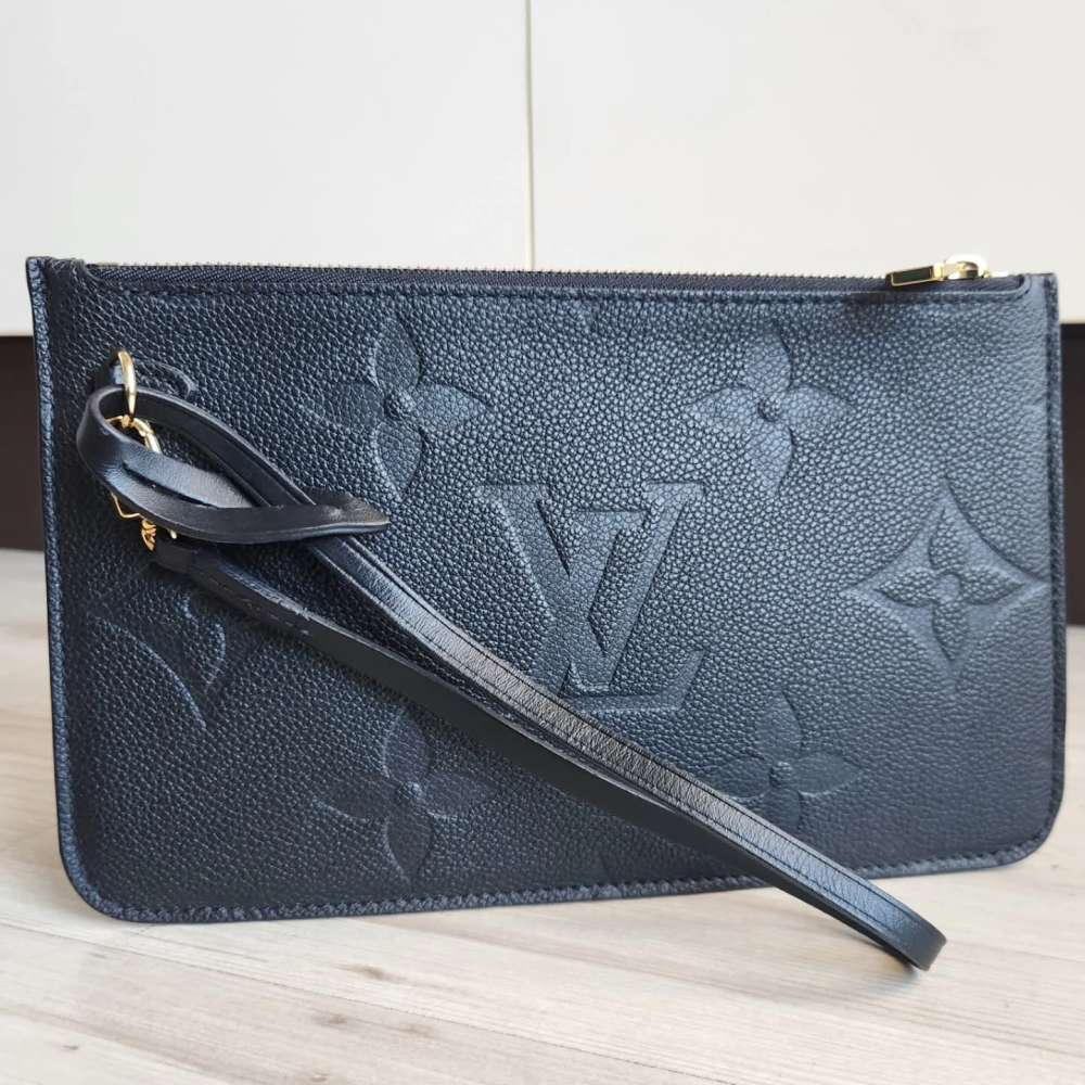 Louis Vuitton Pochette Empriente