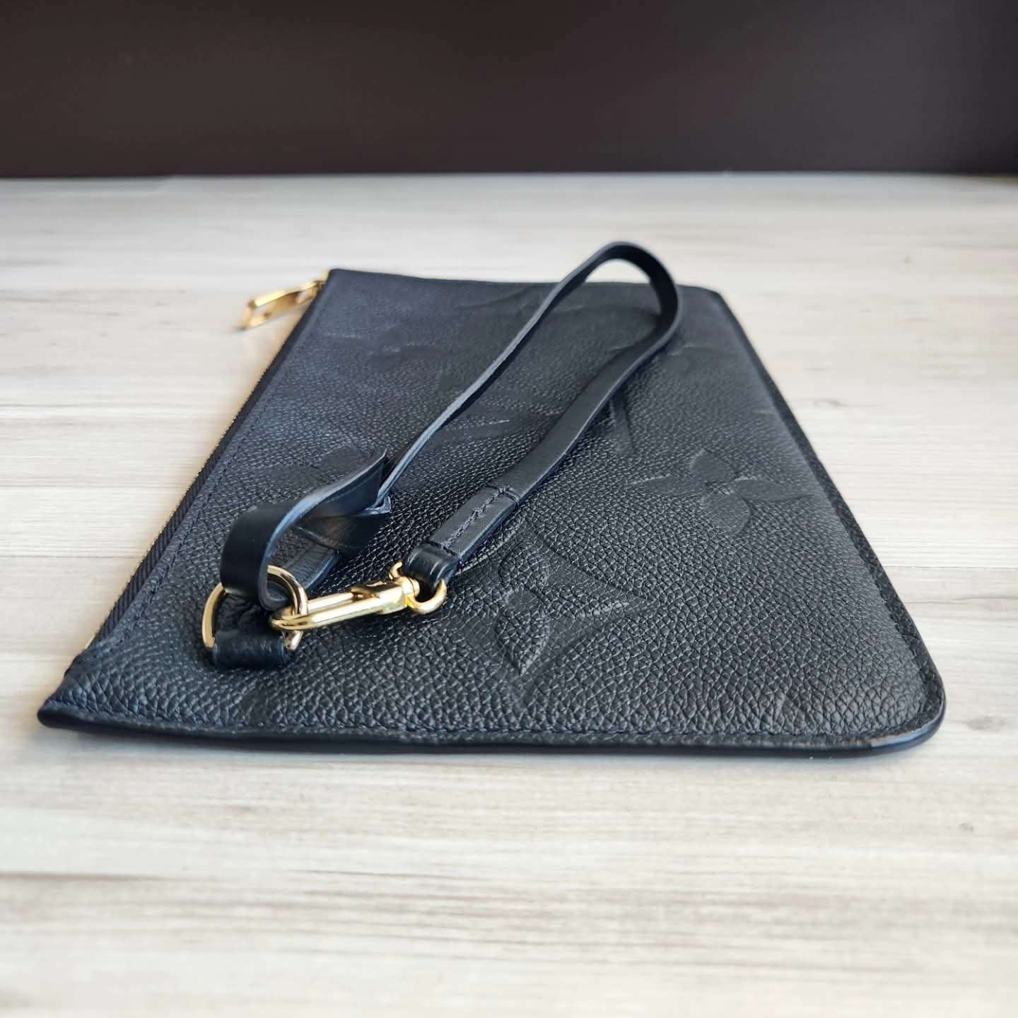Louis Vuitton Pochette Empriente