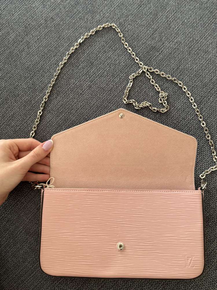 Louis Vuitton Félicie epi pink