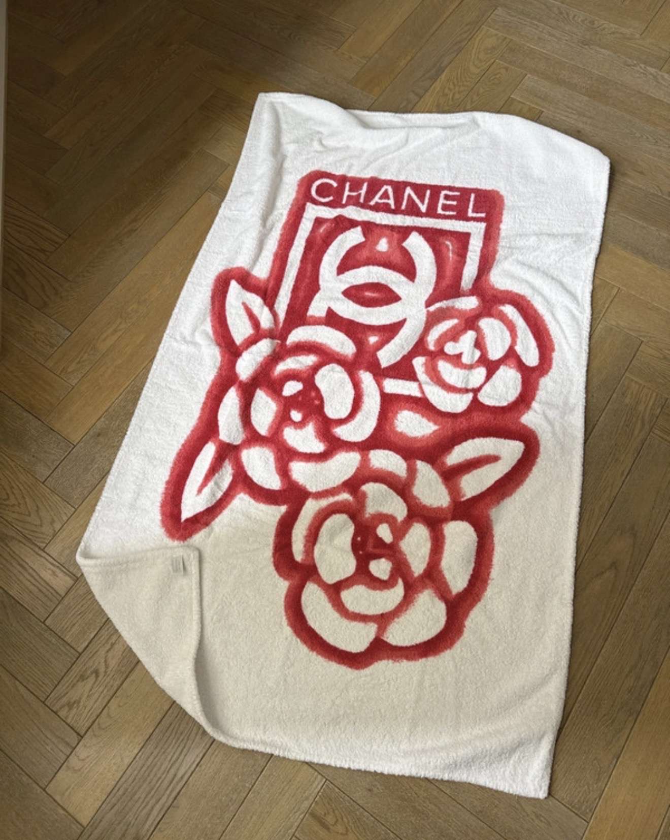 Chanel uterák