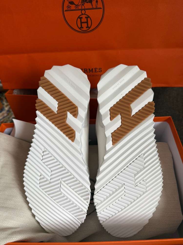 Hermes tenisky