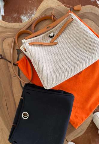 https://vipluxury.sk/Hermes herbag 31