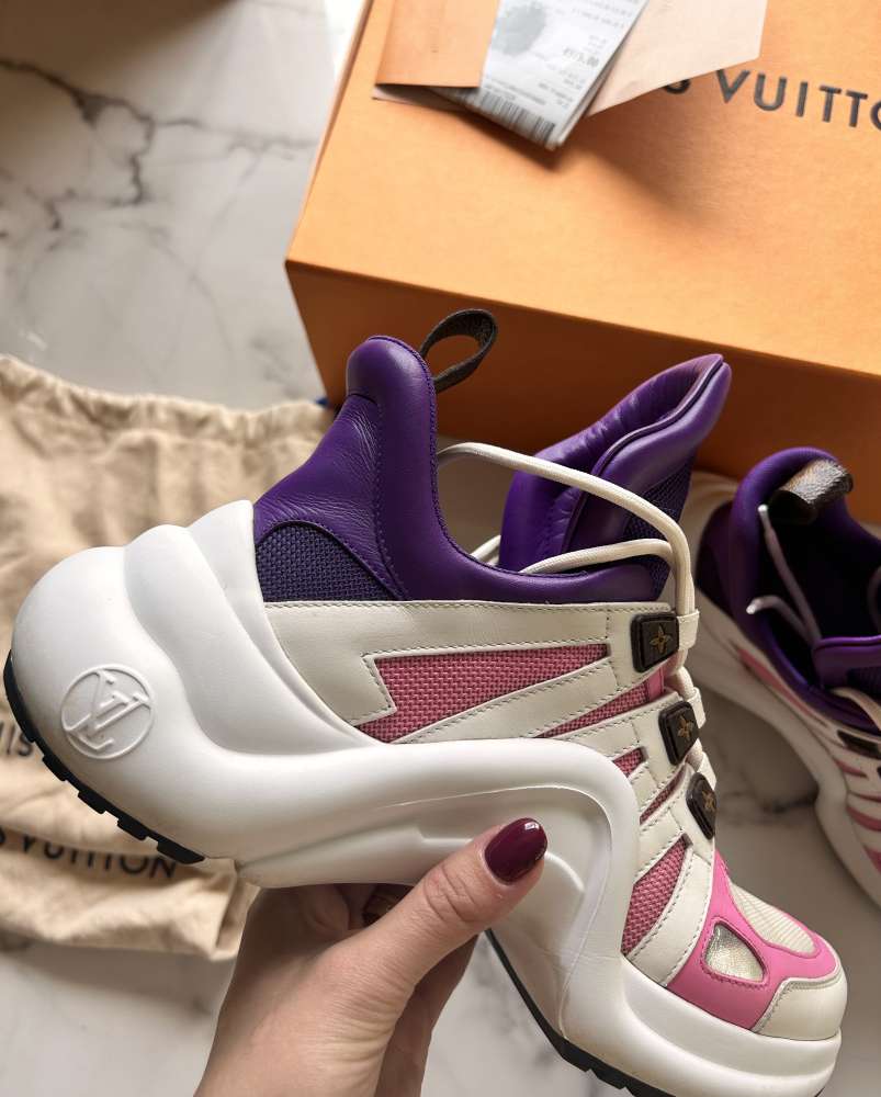 Archlight od Louis Vuitton 39