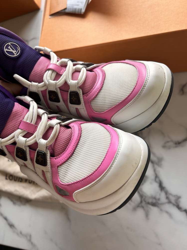 Archlight od Louis Vuitton 39