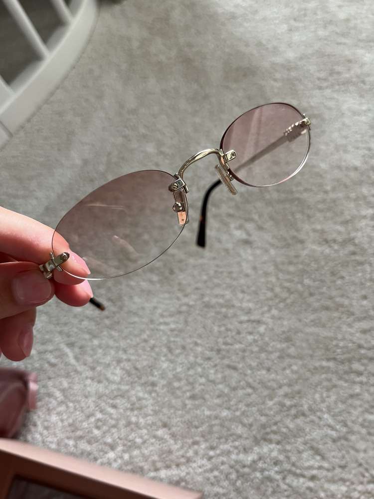 MiuMiu slnečné okuliare