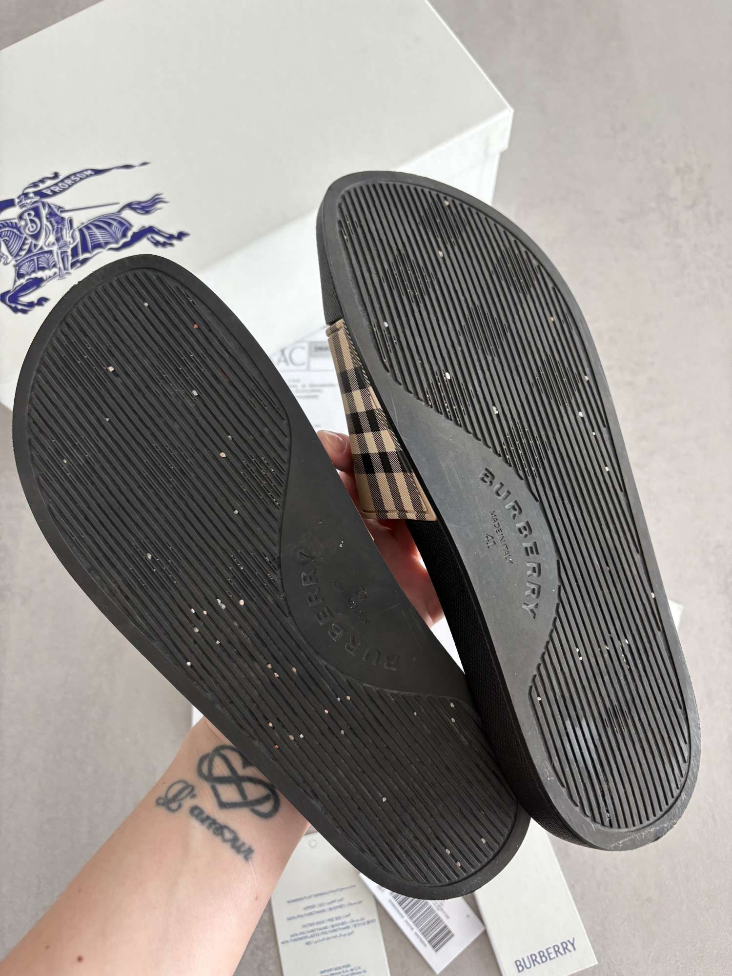 Burberry Furley slide sandals, pc 350€