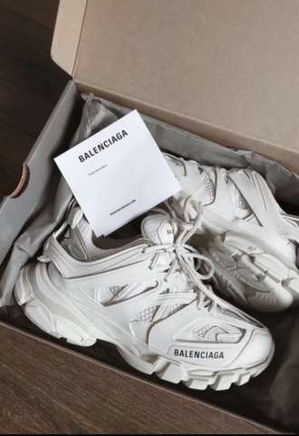 https://vipluxury.sk/Balenciaga tenisky