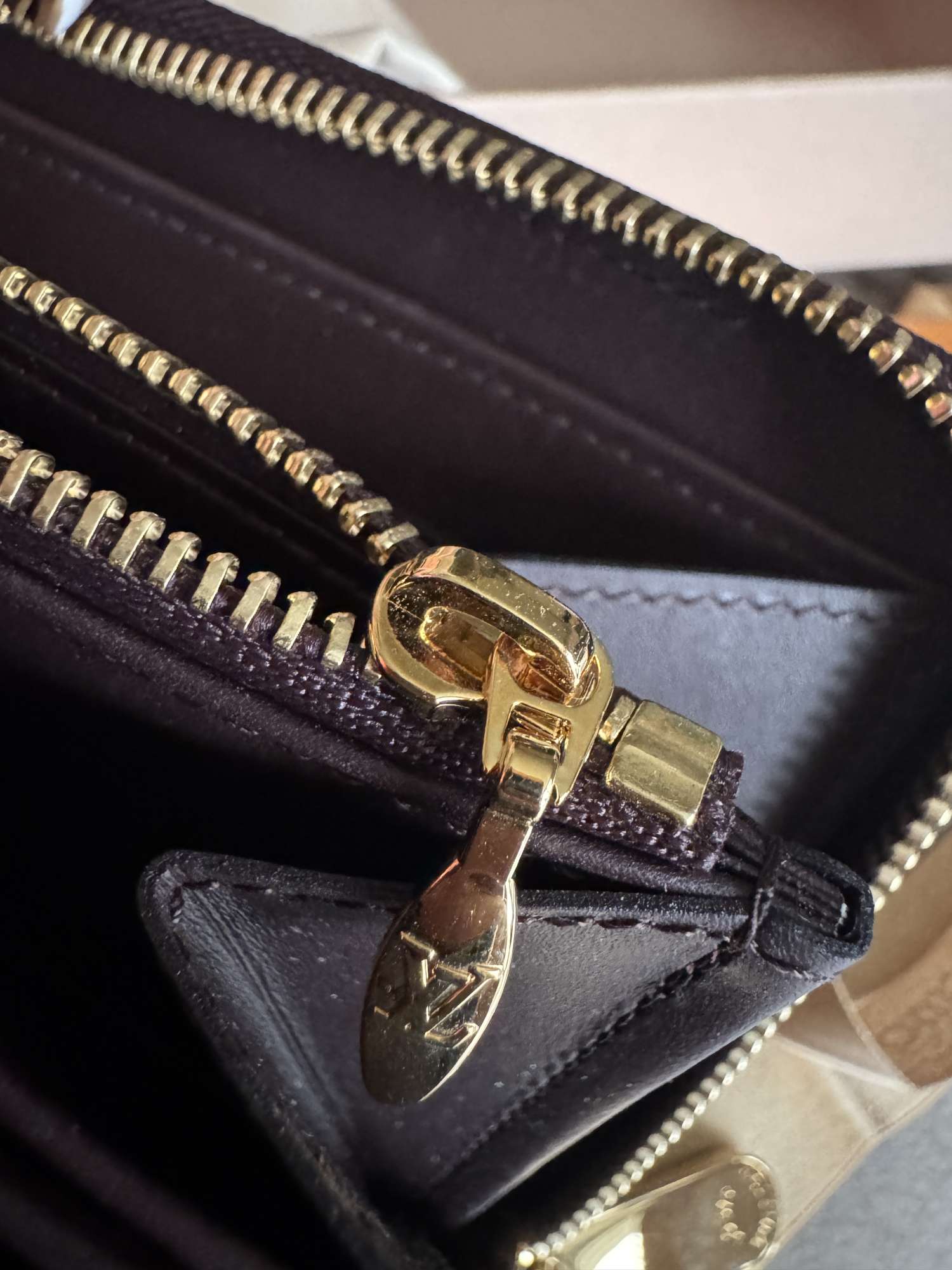 Louis Vuitton Zippy Wallet