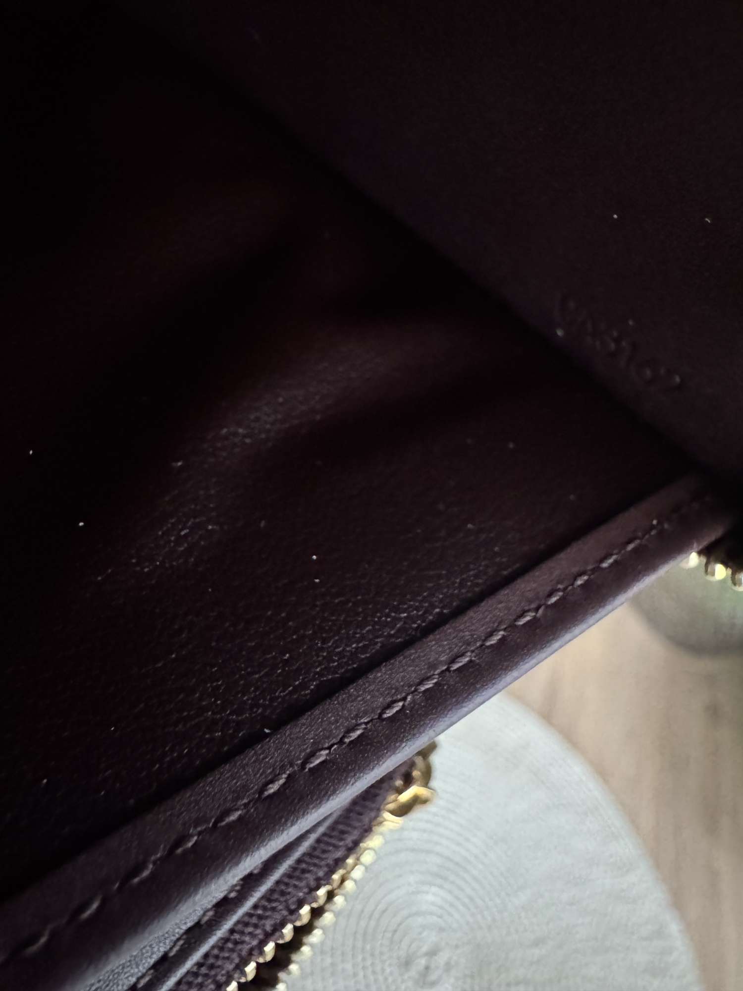 Louis Vuitton Zippy Wallet