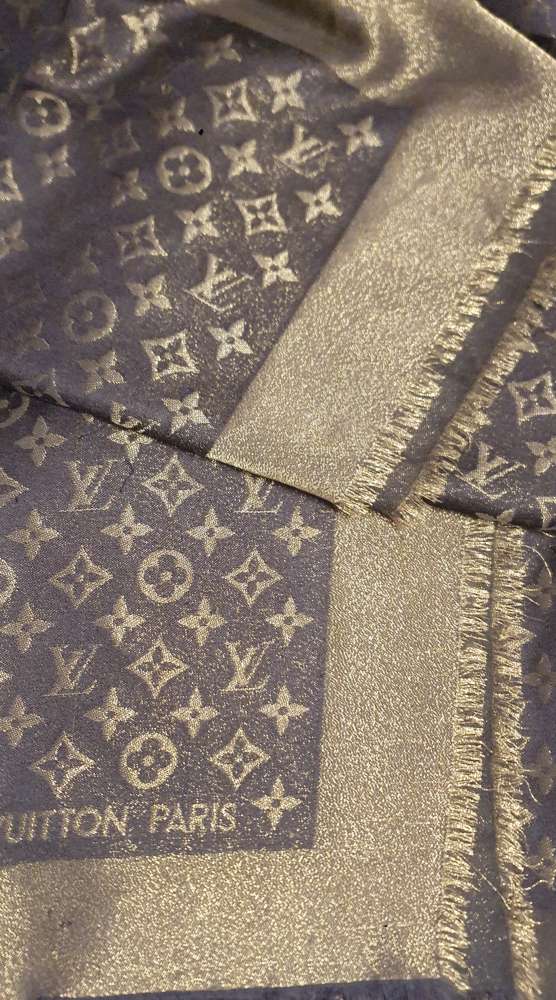 Louis Vuitton šatka