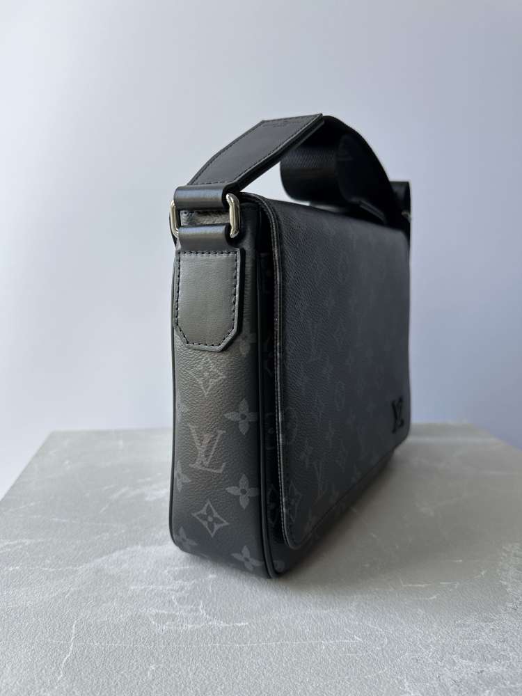 LOUIS VUITTON District PM pánska taška