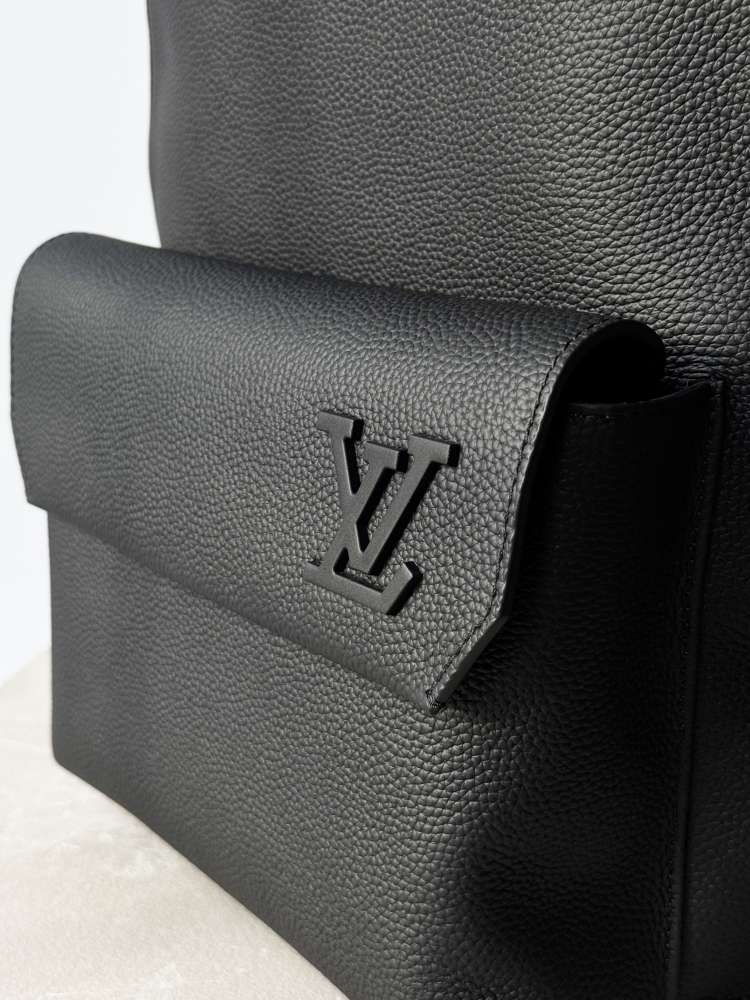 LOUIS VUITTON Aerogram Takeoff pánsky ruksak