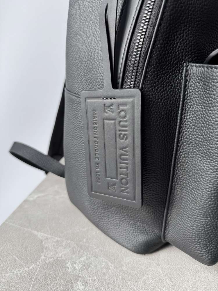 LOUIS VUITTON Aerogram Takeoff pánsky ruksak