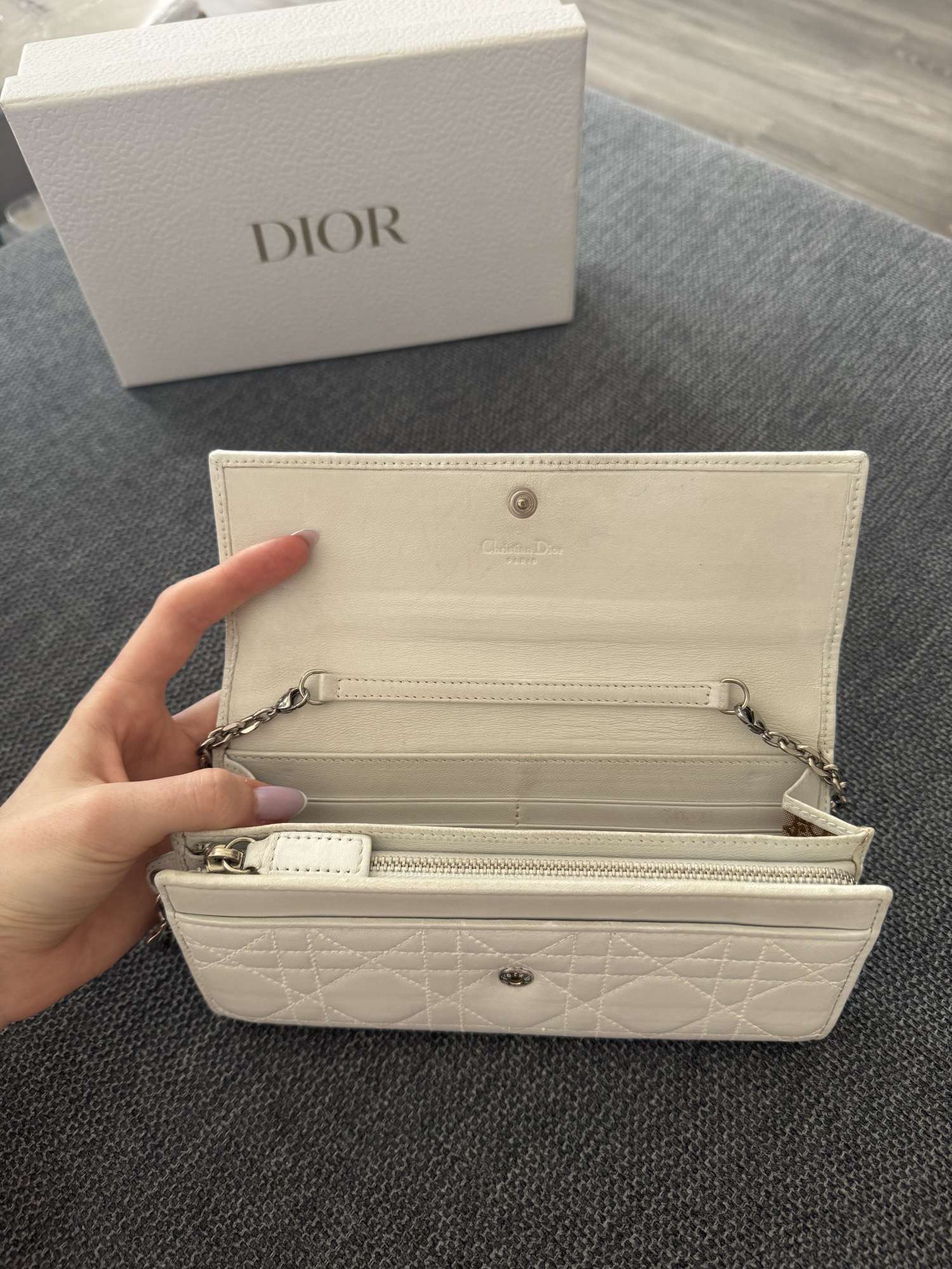 Lady dior crossbody/wallet on chain