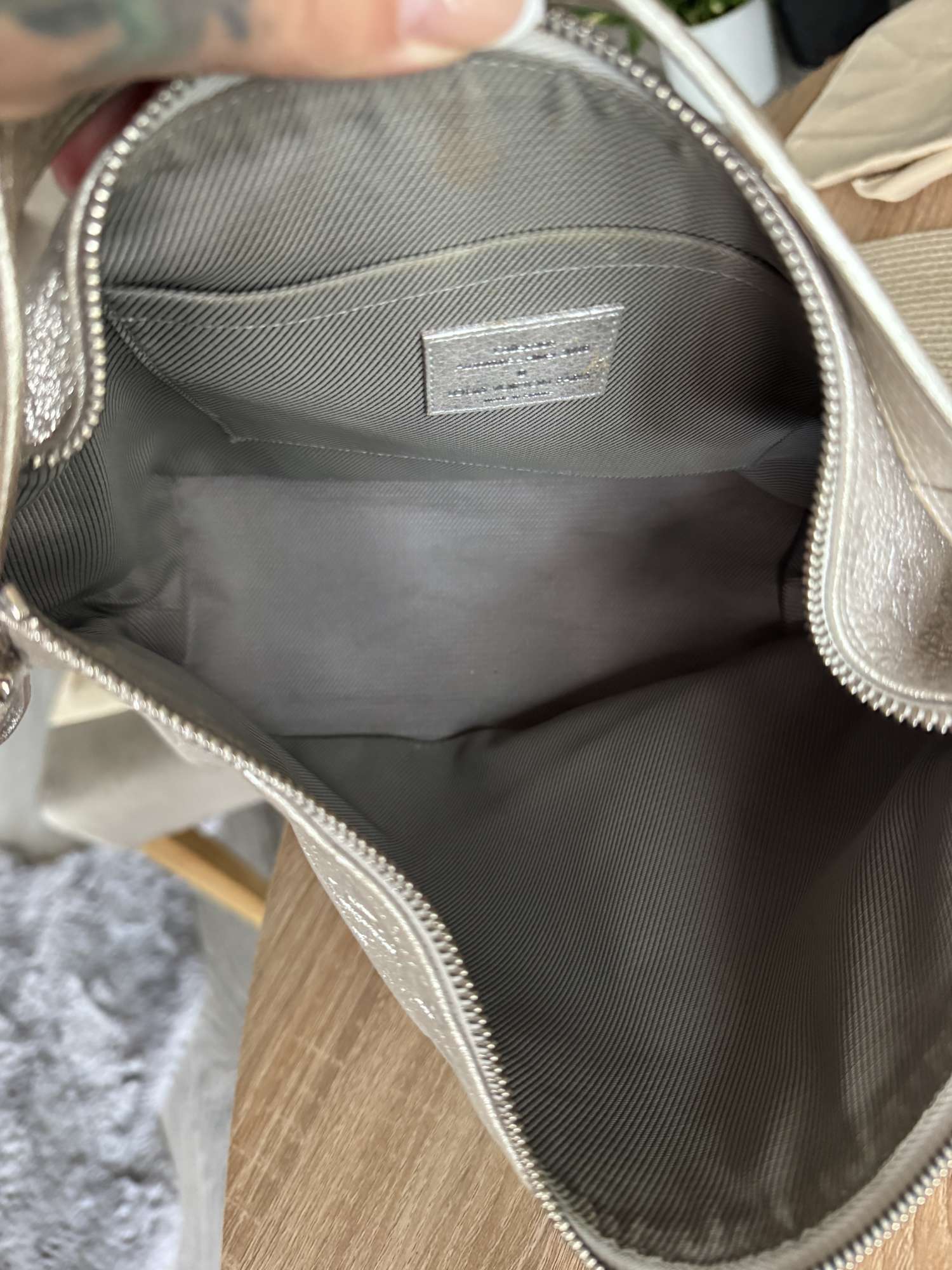 Louis Vuitton Shimmer Halo