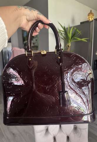 https://vipluxury.sk/Louis Vuitton Alma Gm Amarante