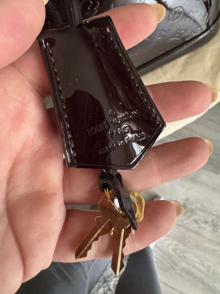 Louis Vuitton Alma Gm Amarante