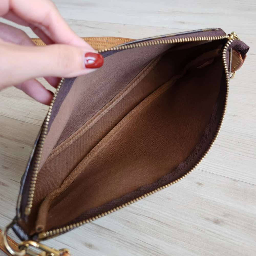 Louis Vuitton Pochette Accessoires