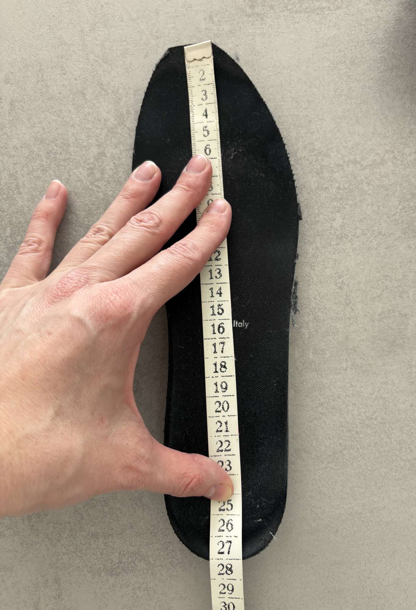 Louis Vuitton Neo Run Away tenisky, pc 25900 kč