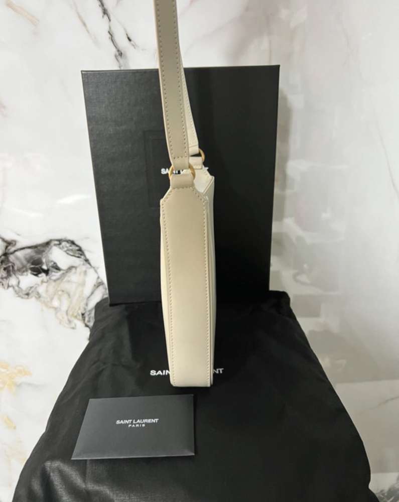 YSL kabelka na mobil