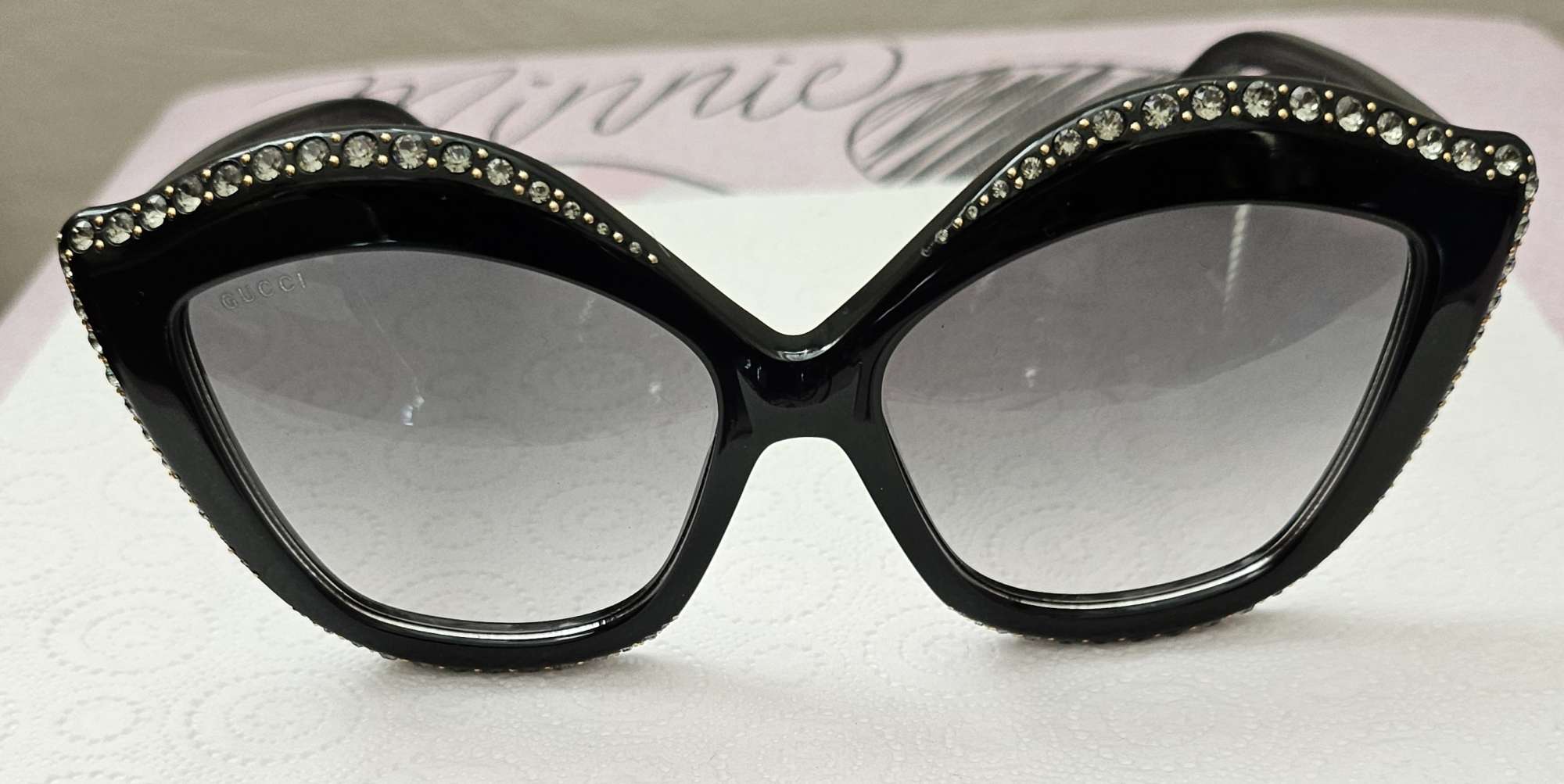 GUCCI slnečné okulaire model GG0118S