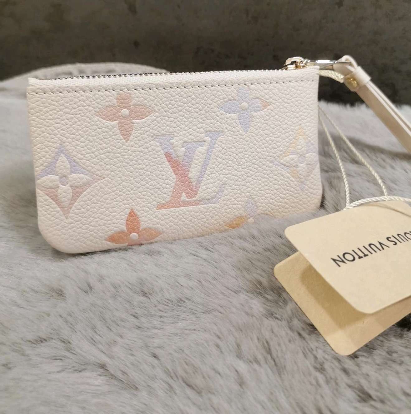 Louis Vuitton kľúčenka limitka